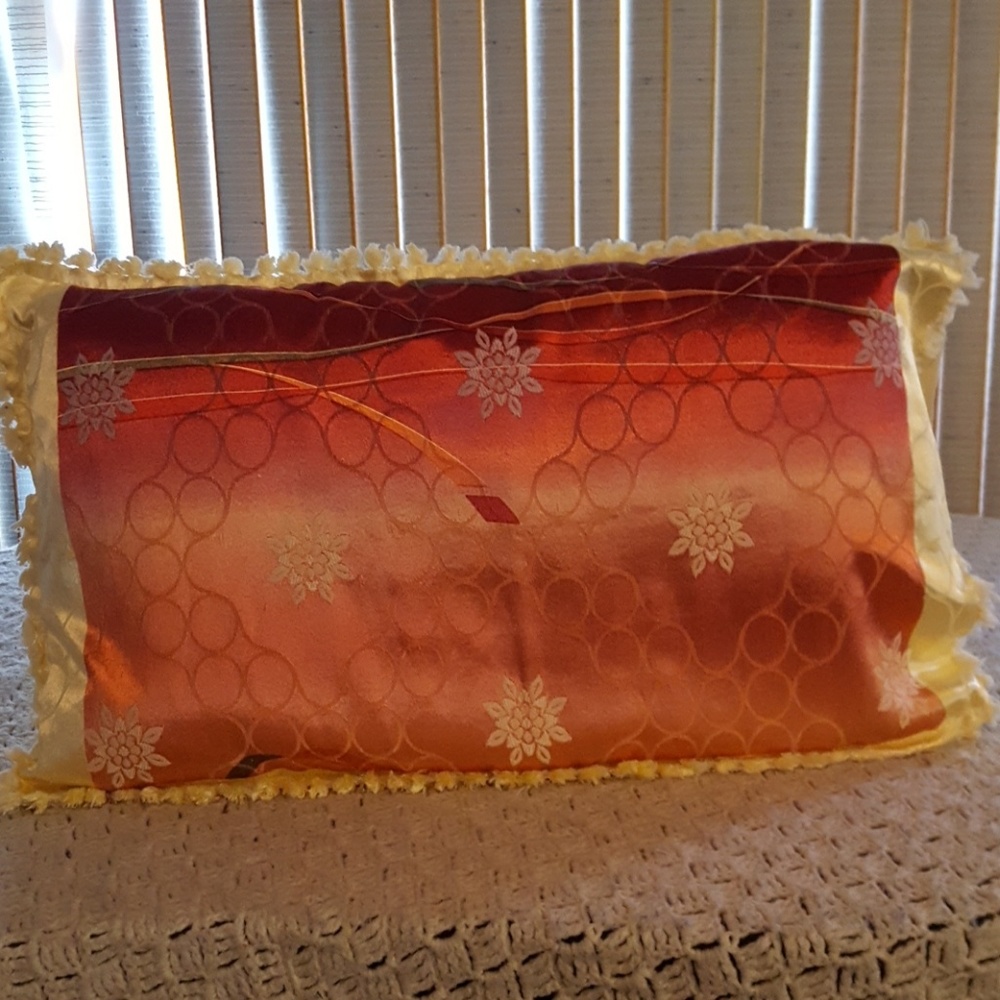 Pillow case.